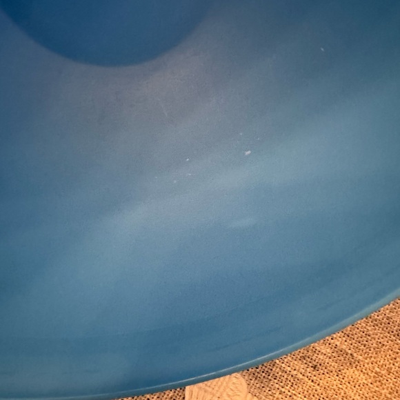 Tupperware Blue Bowl - Picture 5 of 5